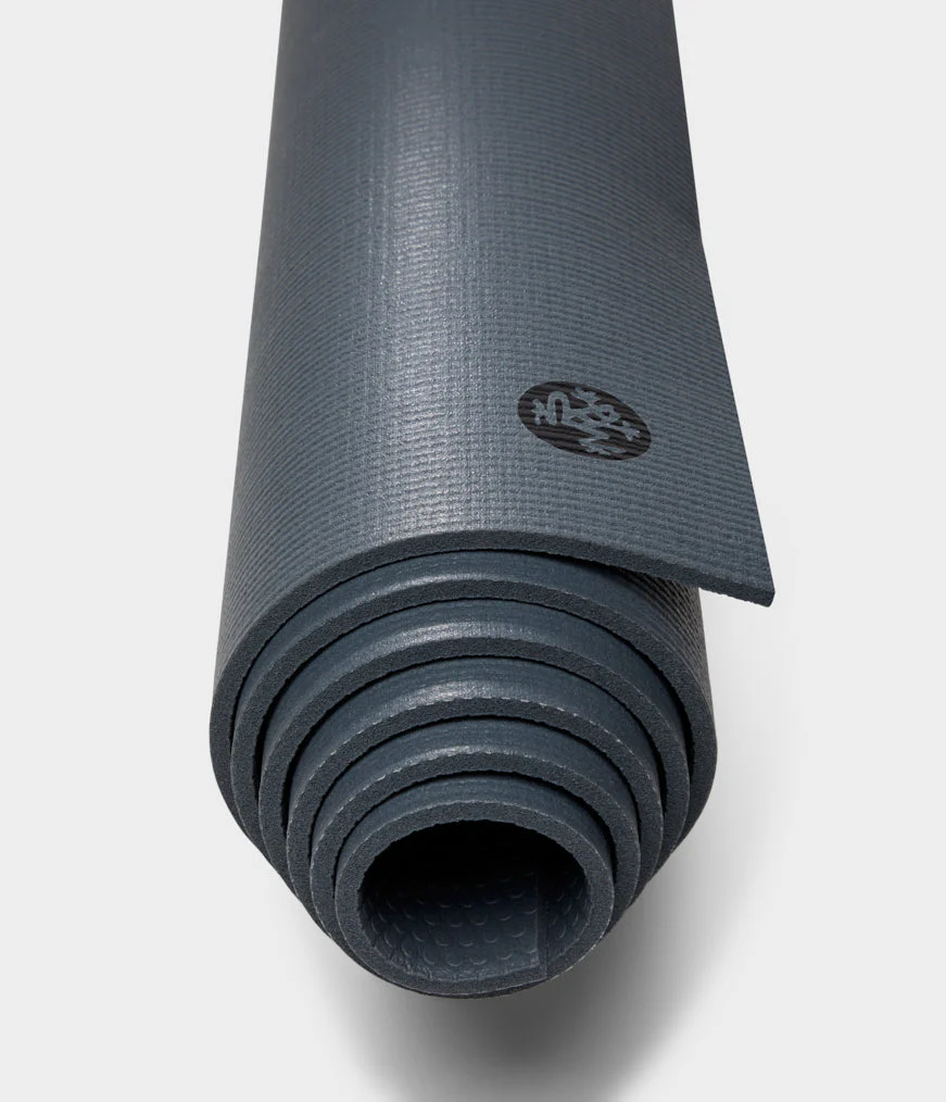 Manduka PRO™ Yoga Mat 6mm - Image 34